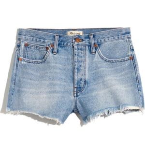 Madewell Jean shorts in size 27 NWT